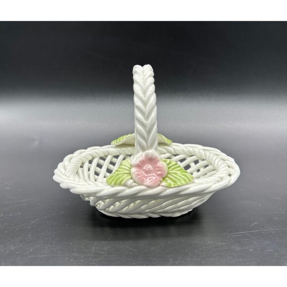 Vintage Basket Trinket Dish Cabo Spain SL Reticulated White Pink Flowers Repair - Picture 2 of 10